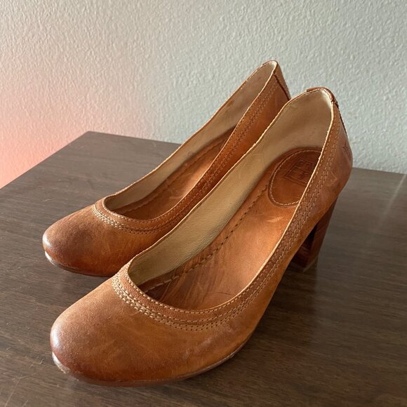 Frye Carson Pump Heels - Picture 4 of 4